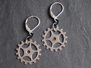 Simple Cogwheel Earrings