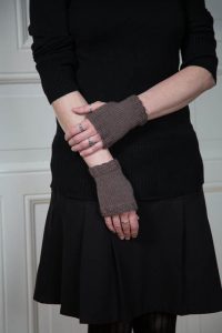 Short Wrist Warmers